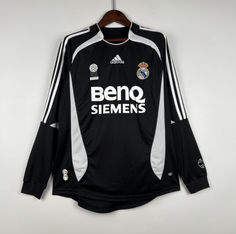 Retro Long Sleeve Real Madrid 06/07 Third Away Kit